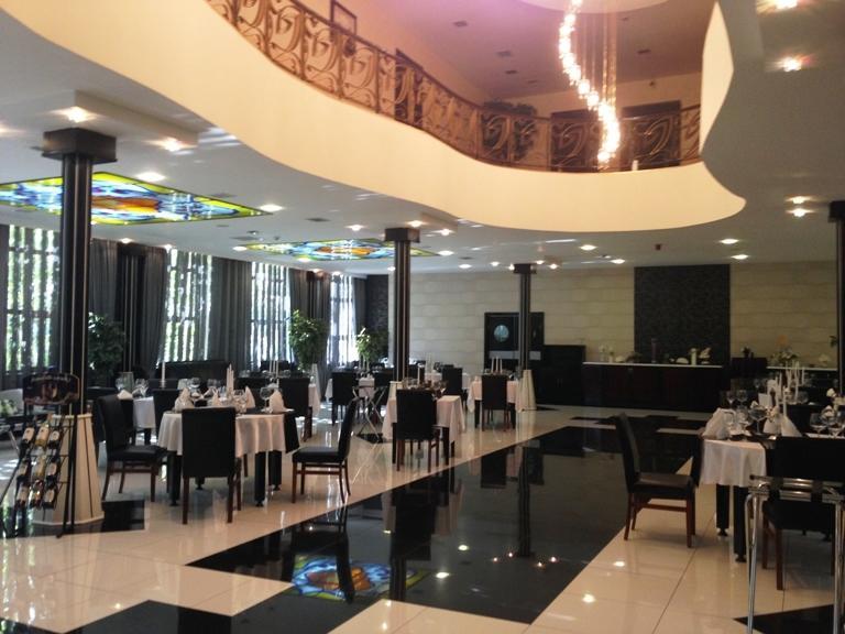 Ambassador Hotel Баку Екстериор снимка