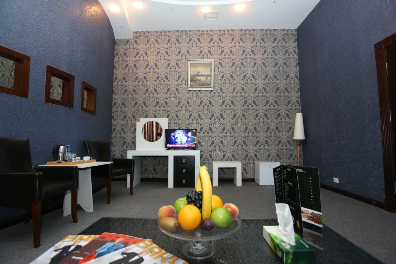 Ambassador Hotel Баку Екстериор снимка