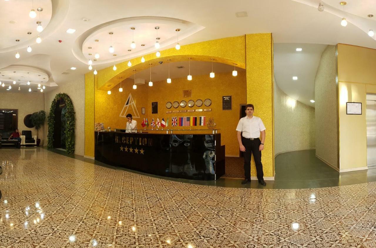 Ambassador Hotel Баку Екстериор снимка